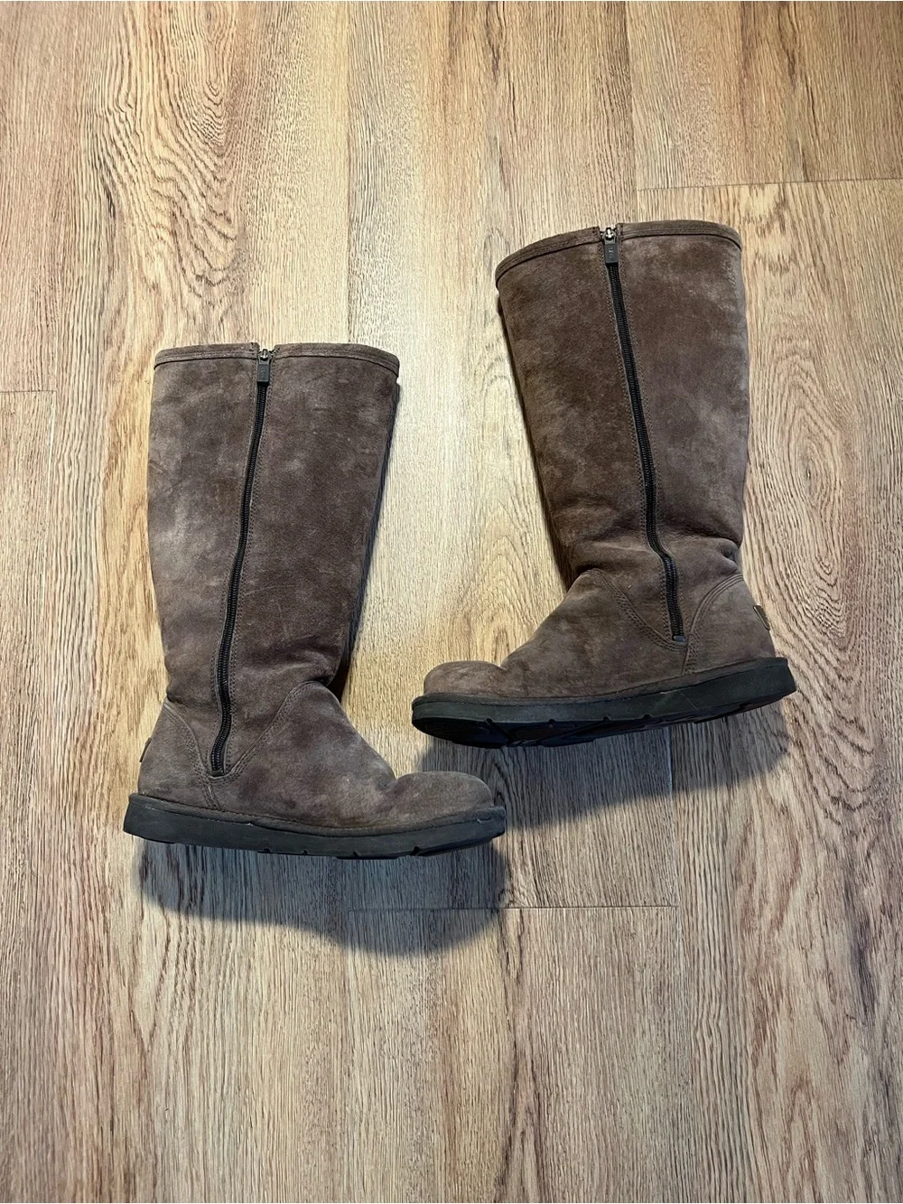 UGG Brown Shearling-Lined Boot Interior with Zipper Trim